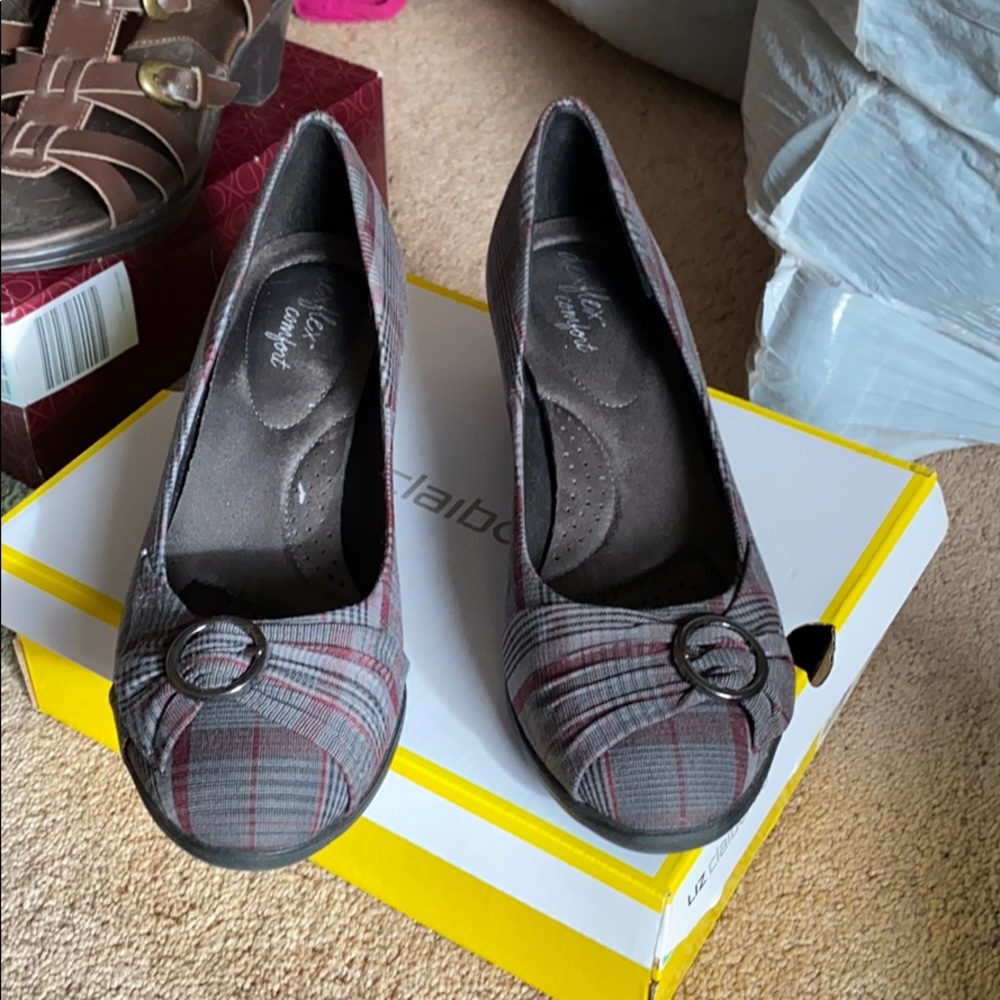 Plaid wedges